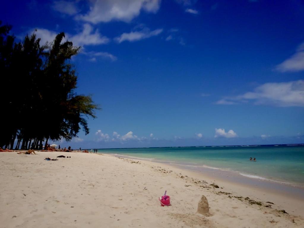 Beachfront Apartment Flic-en-Flacq エクステリア 写真